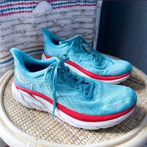 Hoka One One Clifton 8